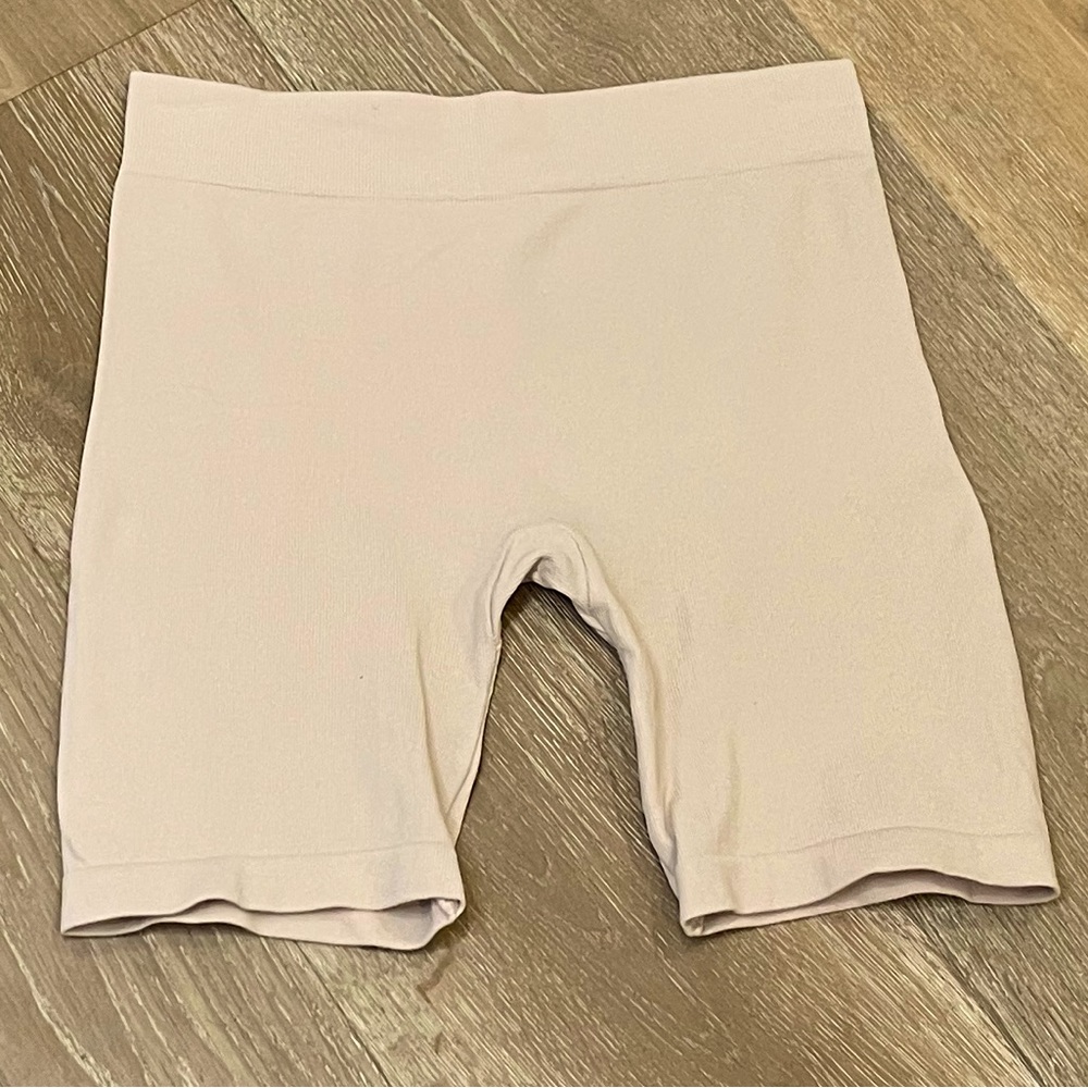 Free People Intimately Seamless Ribbed Biker Shorts Beige  XS/S